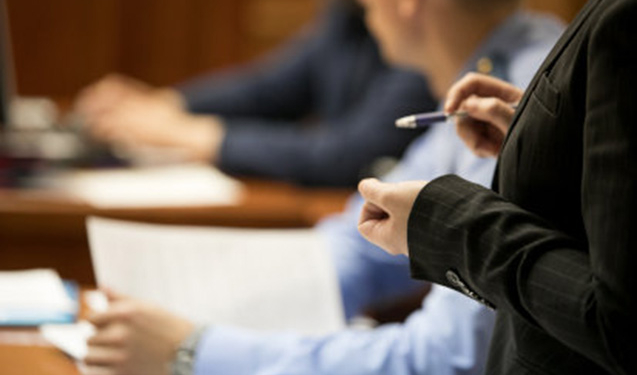 Keçmiş YAP funksionerinin oğlu məhkəmə zalında həbs edildi