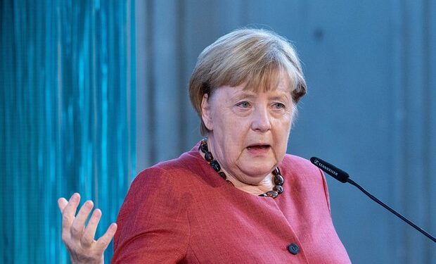 "Rusiya-Ukrayna münaqişəsinin səbəblərindən biri koronavirusdur" - Merkel