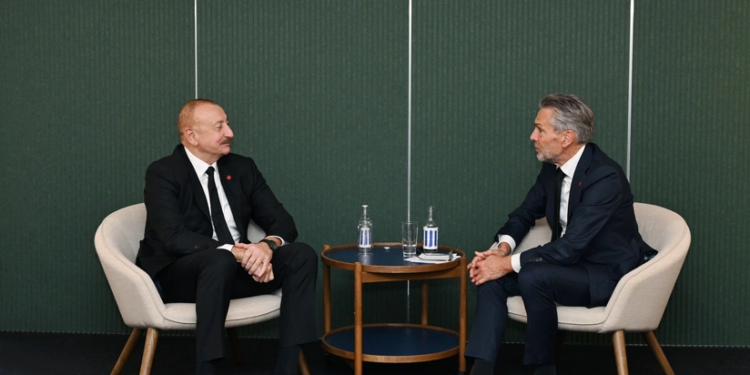 Azərbaycan Prezidenti Niderlandın Baş naziri ilə görüşüb - FOTOLAR