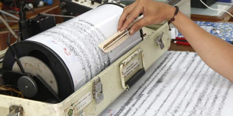 İndoneziya sahillərində 5,8 maqnitudalı zəlzələ olub