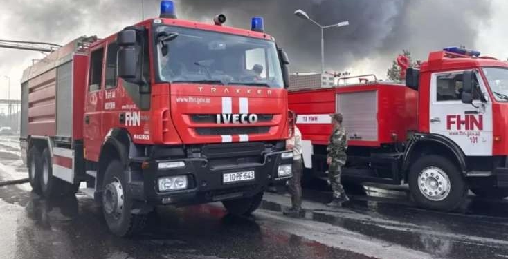 Bakıda yanğın oldu - Yaralananlar var