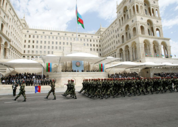 Hərbi paraddan – CANLI YAYIM