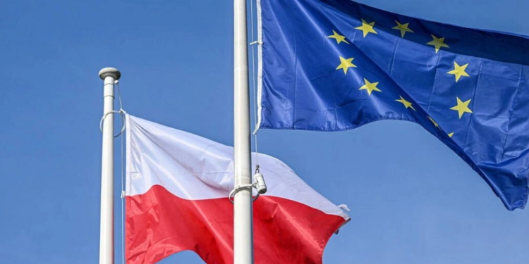 Polşa Aİ-dən 44 milyard avro müdafiə yardımı alacaq