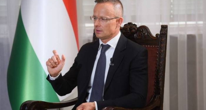 "Macarıstan Ukraynaya 1,5 milyon avro verməyəcək" - Siyarto