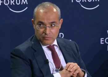 Nazir gələn ildən gəlir vergisinin tətbiqi ilə bağlı qərarı əsaslandırıb