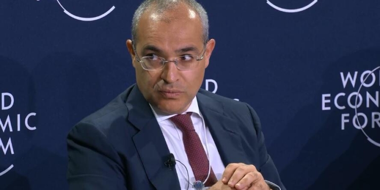 Nazir gələn ildən gəlir vergisinin tətbiqi ilə bağlı qərarı əsaslandırıb