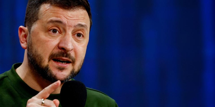 ABŞ Zelenskini hərbi səfərbərliyi gizlətməkdə İTTİHAM EDİB