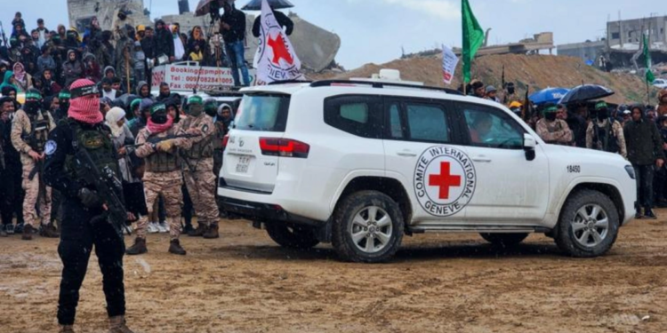 HƏMAS daha bir girovun qalıqlarını BQXK-ya verəcək