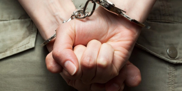 Vətəndaşların 37 min manatını ələ keçirən şəxs saxlanıldı