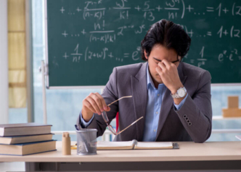 “Bu günkü təhsil qaydasız döyüş səhnəsini xatırladır” – Ekspert