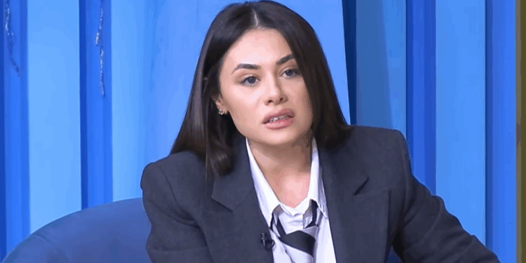 Samirə Əfəndi Akif Nağını məhkəməyə verir