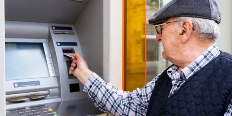 Gələn il pensiyalar bu qədər olacaq - Rəsmi