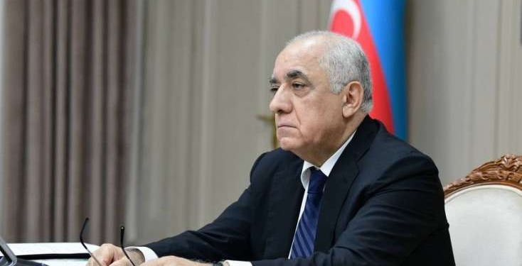 Əli Əsədov yeni qərar imzaladı