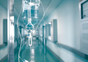 Klinikada qadına iynə vurdular, öldü