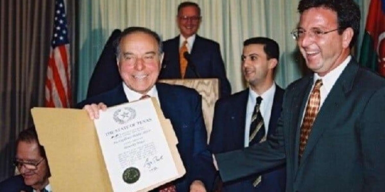 Heydər Əliyevin tərcüməçisi buna görə qovulubmuş