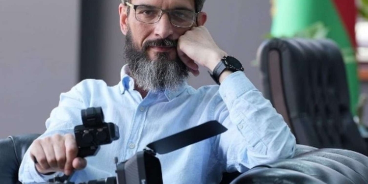 "Bu, son statusumdur, həyatla vidalaşıram" - Külli miqdarda borca düşən jurnalist