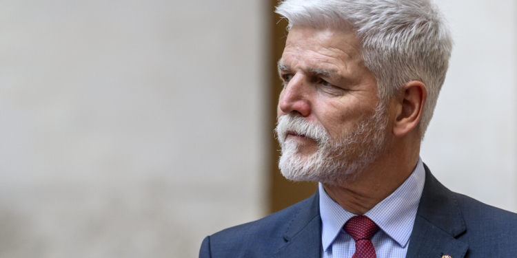 Rusiya dinc yanaşı yaşamaqda maraqlı deyil - Petr Pavel