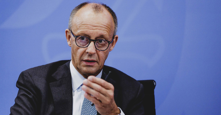 Merts Almaniyada azlıq hökuməti qurmağı istisna edir  