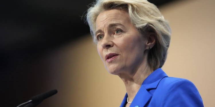 Avropa Komissiyası Rusiya aktivləri hesabına Ukraynaya 6 milyard avro köçürəcək 