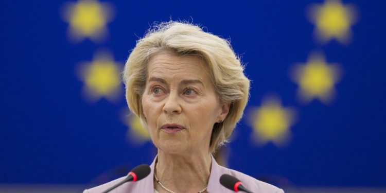 "Ukraynanın suverenliyinə hörmət edilməlidir" - Leyen