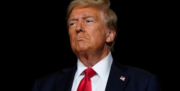 BBC yenidən Trampdan üzr istəmək istəyir - "The Times" 