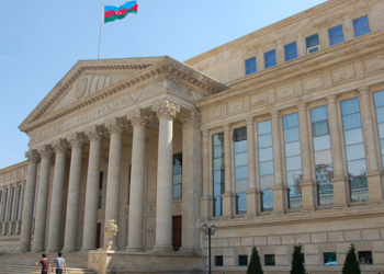 Ali Məhkəmə hakiminin fəaliyyətinə xitam verildi