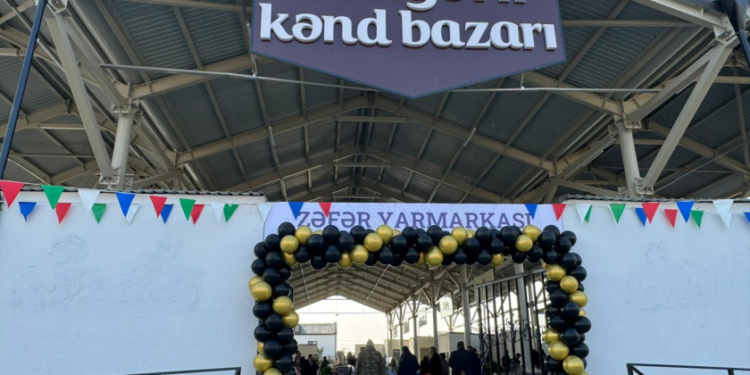 Ağdamın Kəngərli kəndində bazarın açılışı olub, Zəfər yarmarkası keçirilib