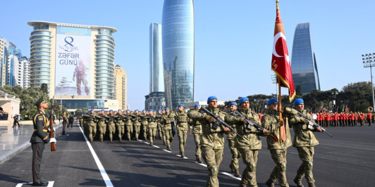 Türkiyə MN Bakıda keçirilən hərbi paradla bağlı paylaşım edib
