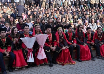 Gədəbəydə “8 Noyabr – Zəfər Günü” münasibətilə bayram konserti təşkil edilib