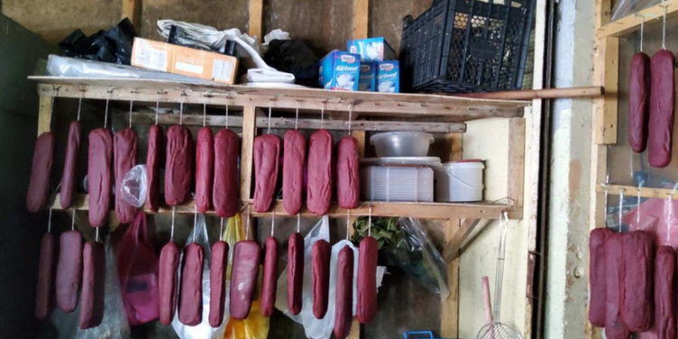 Bakıda satılan dana əti basdırmasında at DNT-si aşkarlanıb