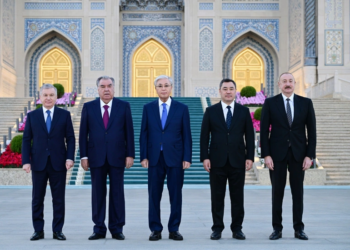 Prezident Daşkənddə İslam Sivilizasiyası Mərkəzi ilə tanış olub