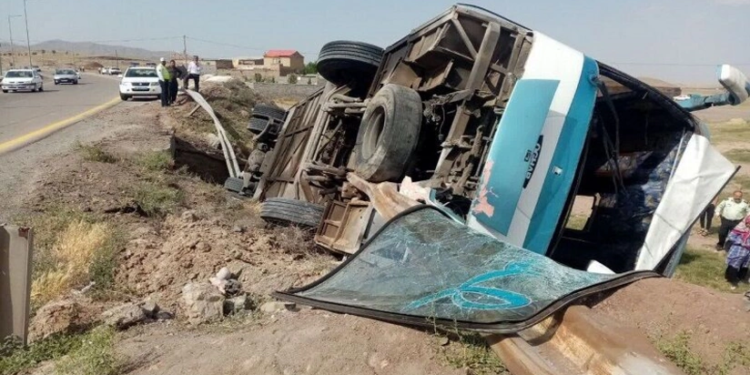 İranda avtobus aşıb, ölənlər və yaralananlar var