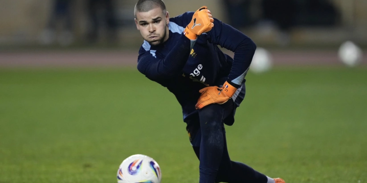 Fransalı qapıçı 90 ildən sonra tarixə düşdü