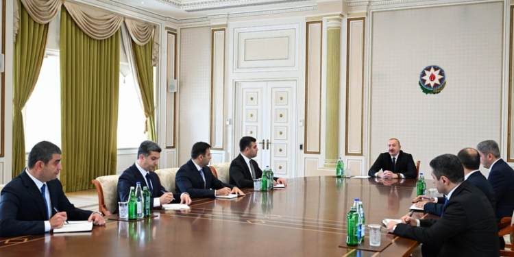 İlham Əliyev yeni icra başçılarını qəbul etdi - FOTOLAR