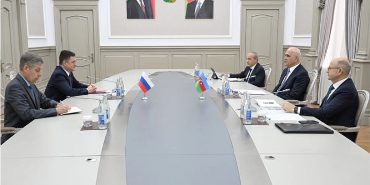 Şahin Mustafayev Rusiya hökuməti sədrinin müavini ilə görüşüb