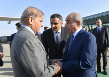 Şahbaz Şərif Azərbaycana GƏLDİ