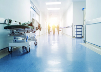 Bakıda hamamda yıxılan 86 yaşlı qadın ölüb