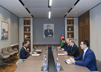 Ceyhun Bayramov Banqladeşin qeyri-rezident səfirini qəbul edib