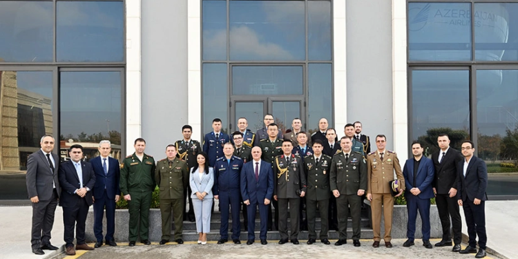Hərbi attaşelər Milli Aviasiya Akademiyasını ziyarət ediblər