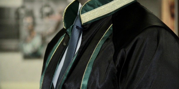 Vəkillərin fəaliyyəti ilə bağlı qanunvericiliyə çoxsaylı dəyişikliklər təsdiqləndi