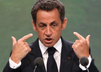 Sarkozi həbsdən AZAD EDİLDİ