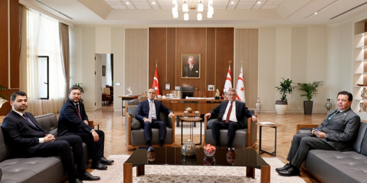 Şimali Kipr Prezidenti TÜRKPA-nın Baş katibini qəbul edib