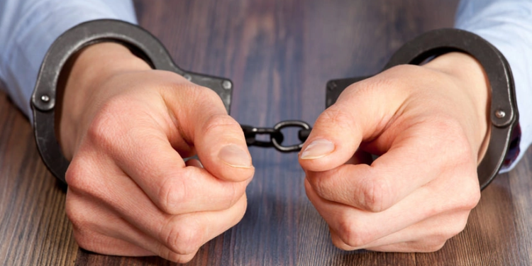 Avtoxuliqanlıq edib videosunu "TikTok"da paylaşdı - həbs edildi