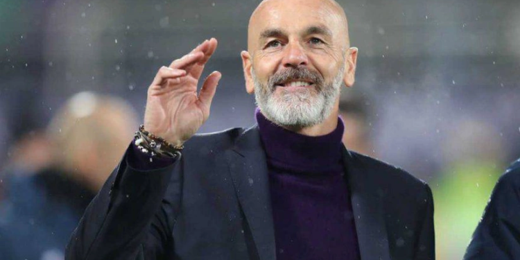 "Fiorentina" Stefano Pioli ilə yolları ayırdı