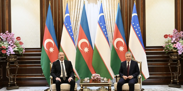 Azərbaycan və Özbəkistan prezidentlərinin təkbətək görüşü olub