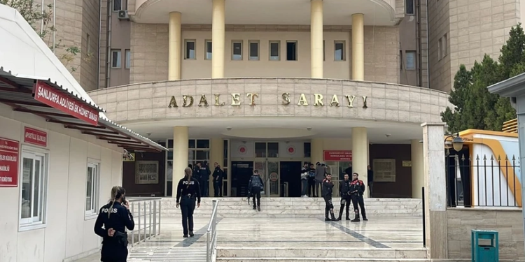 Türkiyədə məhkəmə binasında partlayış - yaralılar var