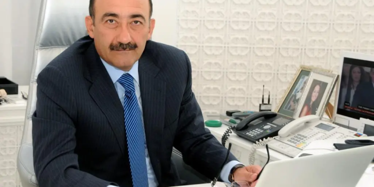 Ad gününü Bakıda yox, Londonda keçirib...