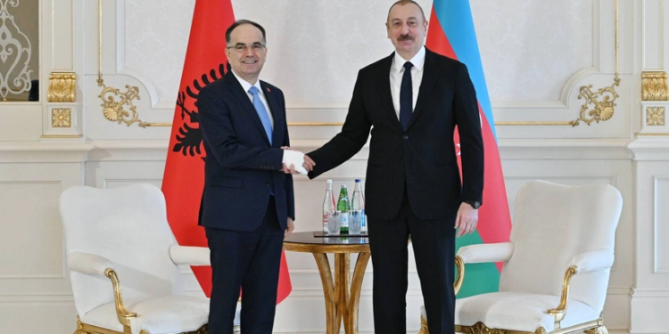 İlham Əliyev albaniyalı həmkarını təbrik edib