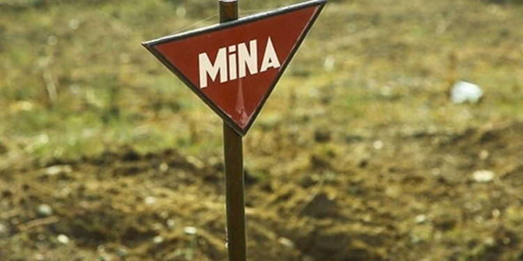 Hərbçimiz Laçında minaya düşdü