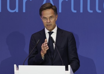 Rutte Polşadakı partlayışı şərh edib